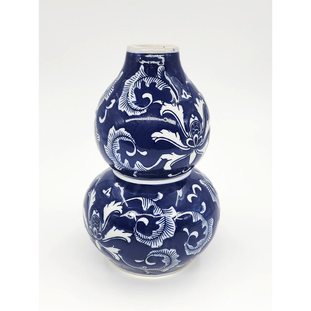 Blue & White Double Gourd Vase Hand-Painted Floral Porcelain Vessel